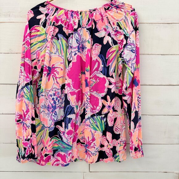 Medium Lilly Pulitzer Willa Bright Navy Tipping Point Floral Peasant Top - Picture 4 of 8